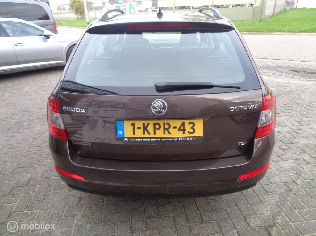 Skoda Octavia combi 1.2 tsi greentech ambition businessline/airco/ecc/pdc/c