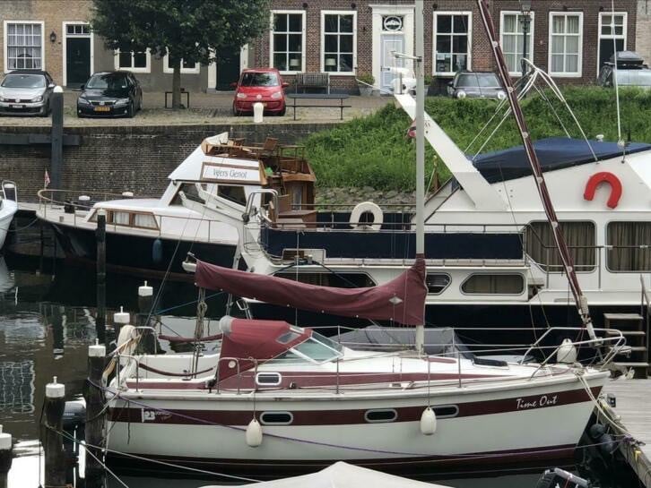 Prachtige Jantar 23 kajuitzeilboot 7,10 meter Stabiel en Goed Onderhouden