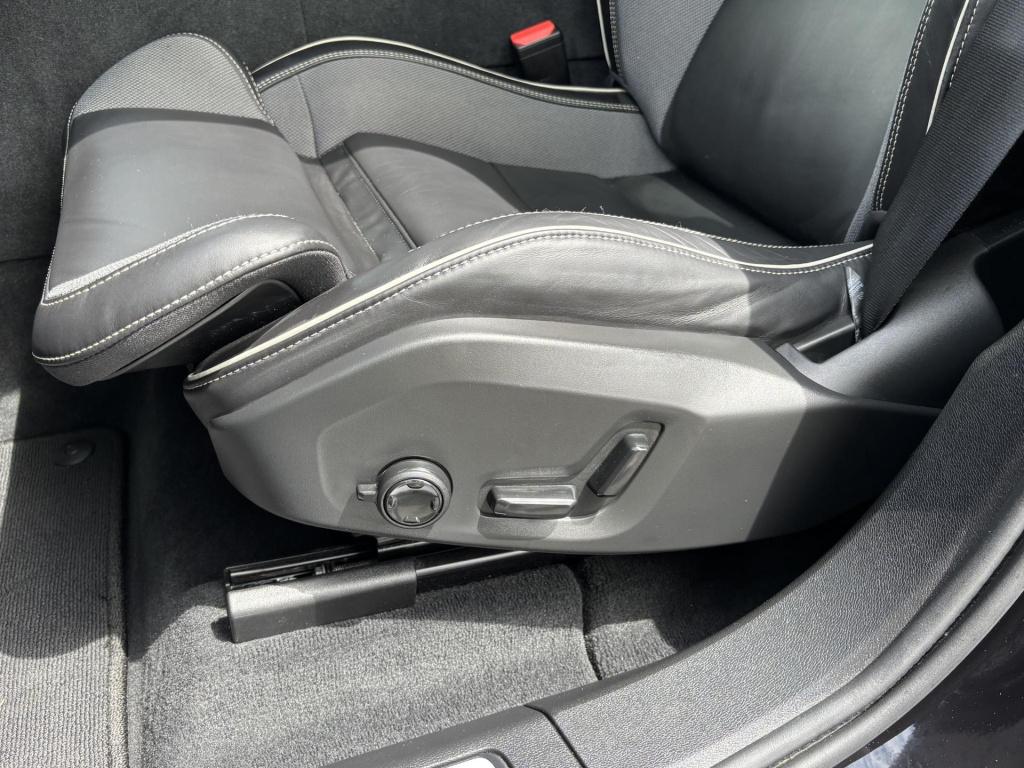 Volvo XC60 2.0 t6 plug-in hybrid awd plus black edition soh 99%