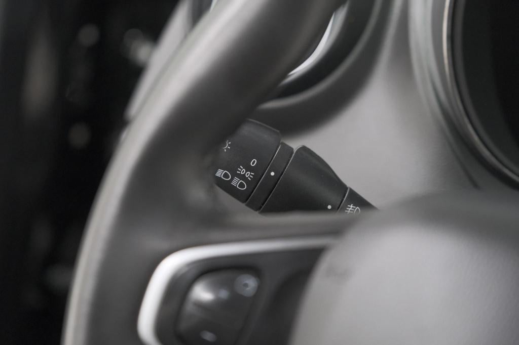 Renault Captur tce 90 limited | trekhaak | navigatie | parkeersensoren