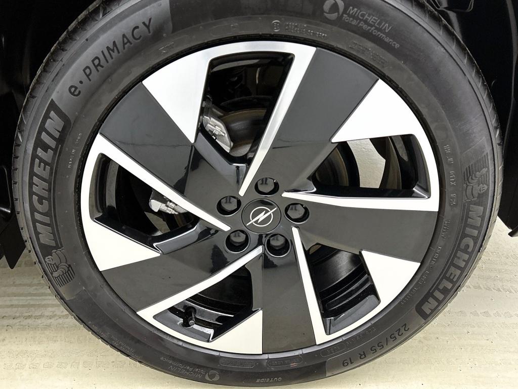 Opel Grandland 1.2 t. hybrid gs | stoelverwarming | stuurwielverwarming | c
