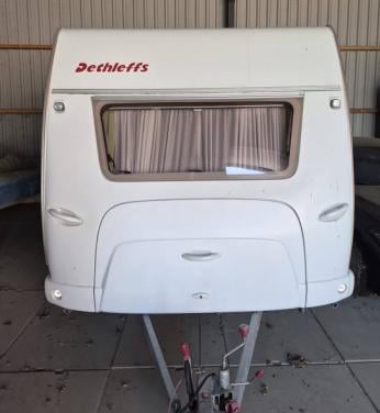 Dethleffs 440 met mover en voortent