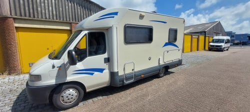 Camper