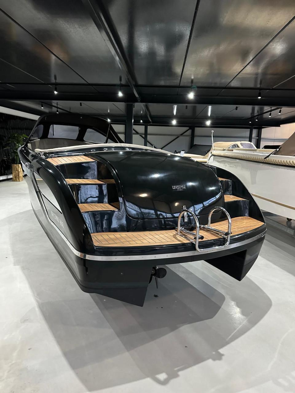 Lifestyle Tender 650 - vaarklaar & vaarbewijs vrij
