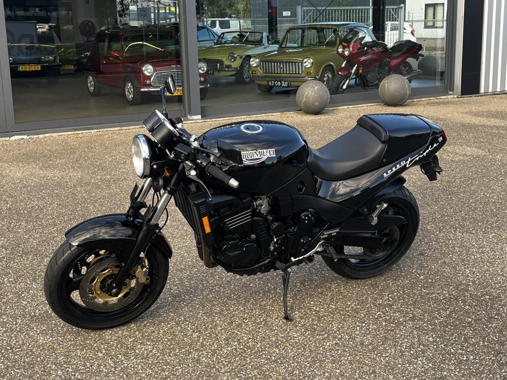 Triumph Speed Triple t300