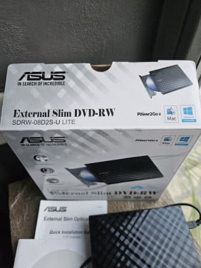 Nieuwe Asus. ASUS SDRW-08D2S-U Externer 8-Fach Slim Dvd Brenner Cyberlk