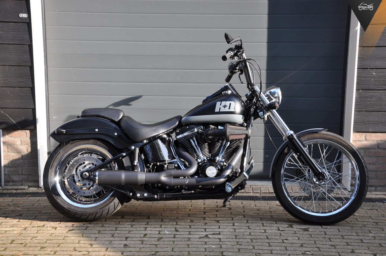 Harley Davidson FXSTC Softail Custom 96