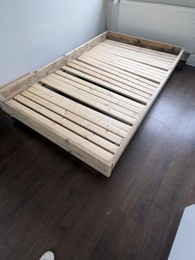 Twijfelaars Bed steigerhout