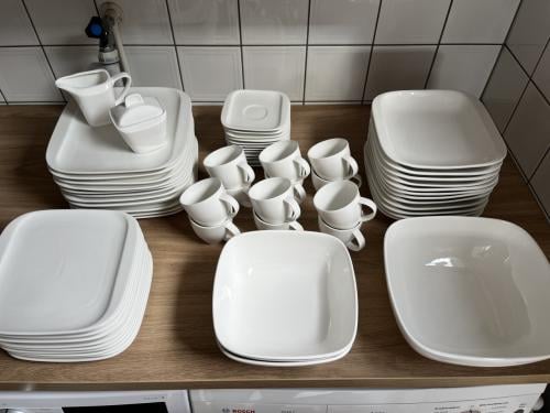 Servies wit