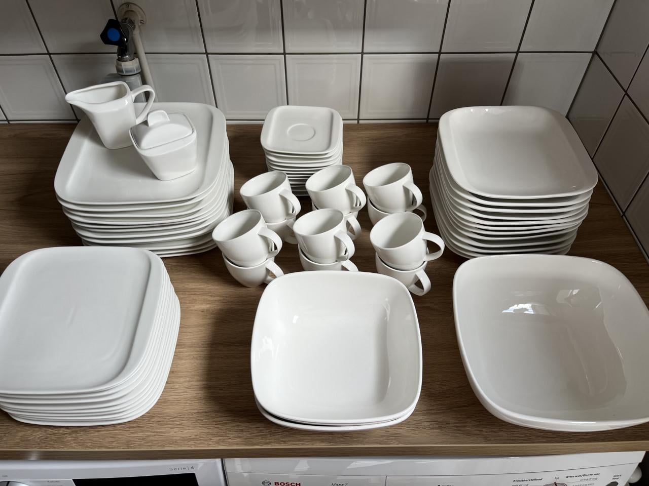 Servies wit