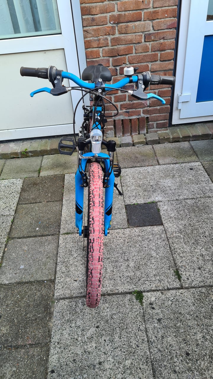 Jongens mountainbike met 5 versnellingen-24 inch-nieuw slot