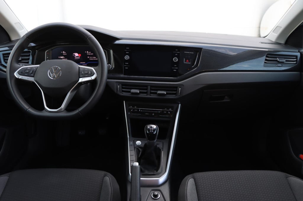 Volkswagen Polo 1.0 tsi life edition | pano | led | lmv