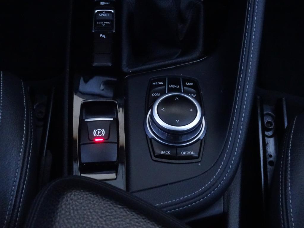 BMW X1 sdrive18i x-line | leder | led