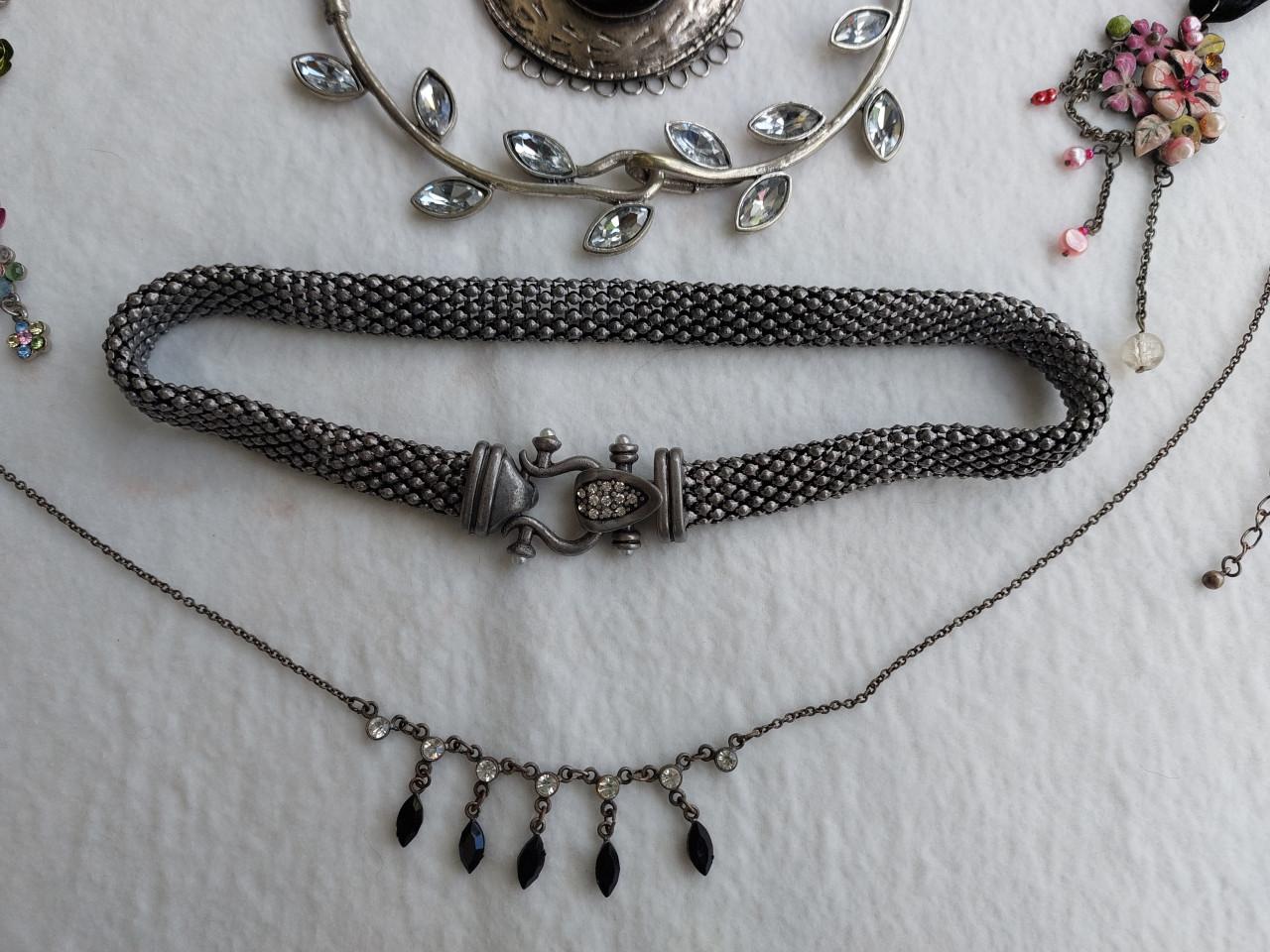 HALS SIERADEN.