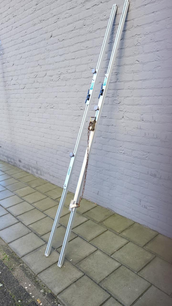 Alu profielen (250 cm) instelbaar met snelspanner