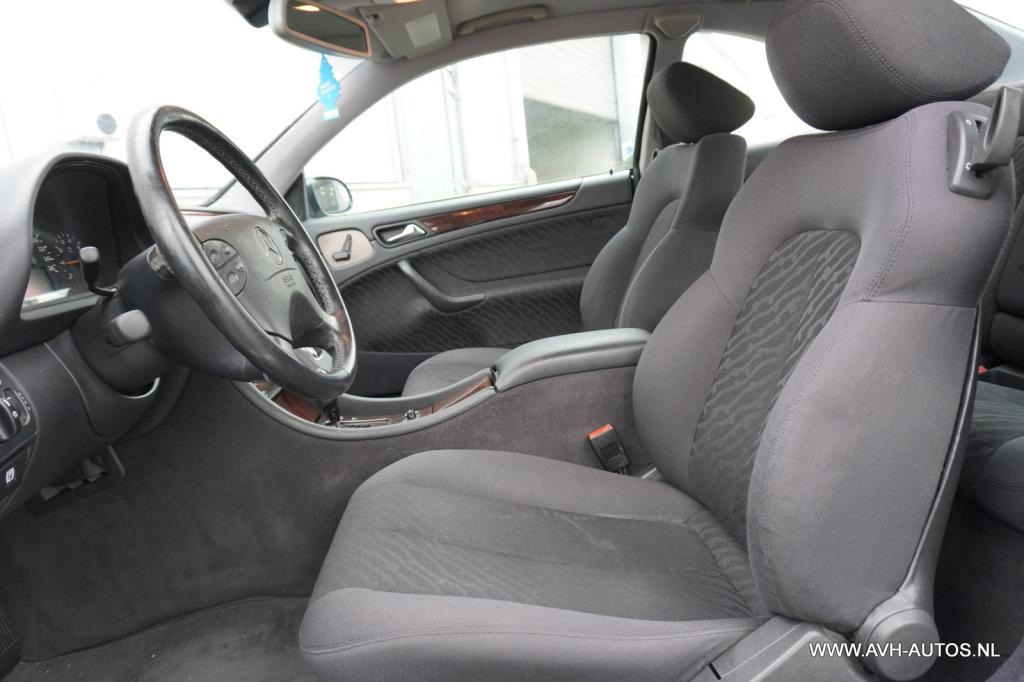 Mercedes-Benz Clk-klasse coupé 200 k. elegance automaat