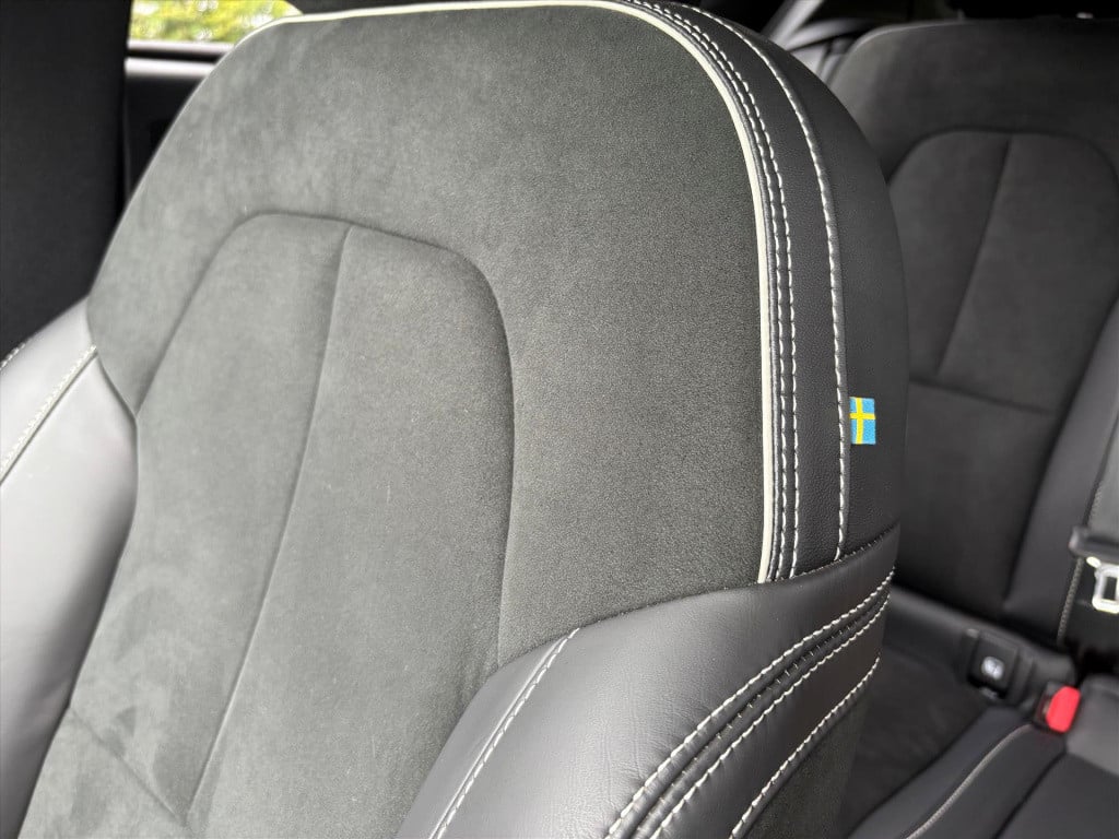 Volvo XC40 1.5 t4 211pk r-design|trekhaak|carplay|navi|21
