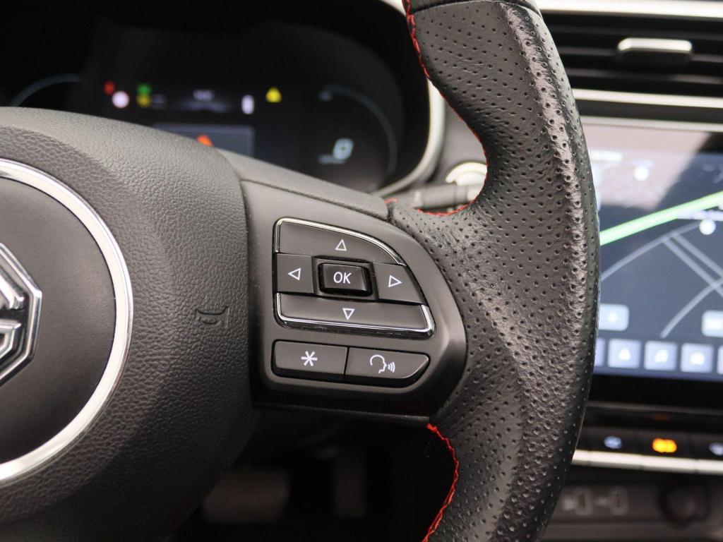 MG Zs Ev long range luxury 70 kwh | apple carplay/android auto | panoramada