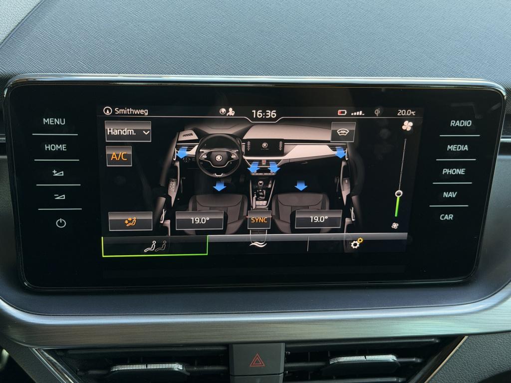 Skoda Kamiq 1.0 tsi scout line | apple carplay | lane assist | stoel/stuur 