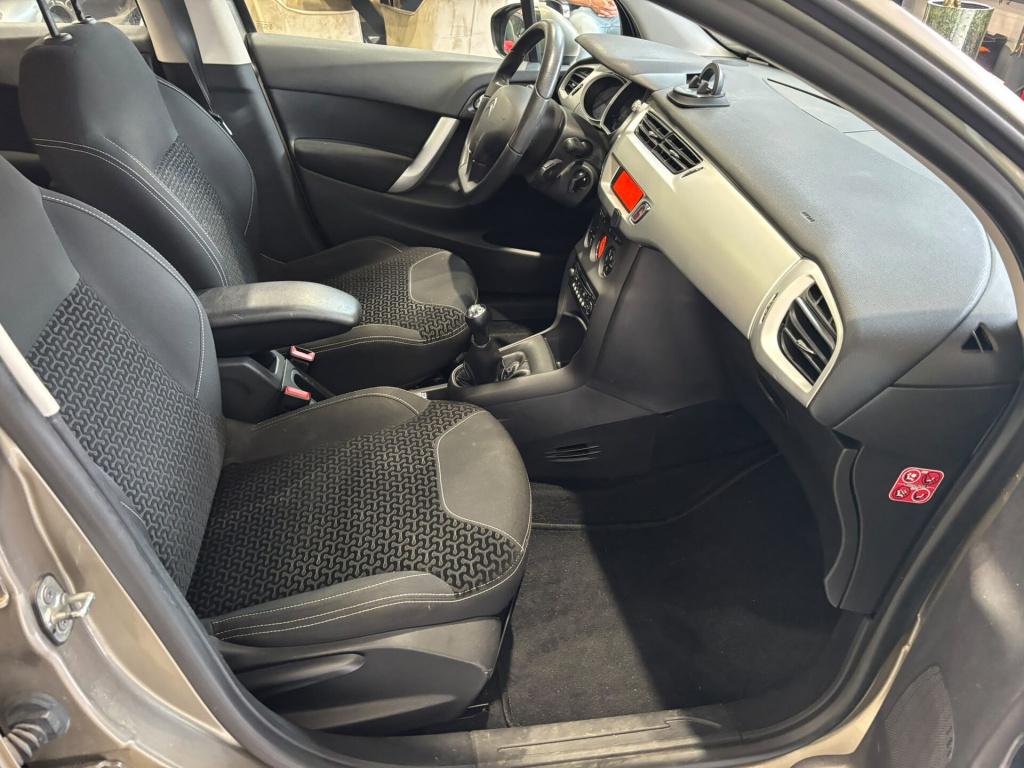 Citroen C3 1.4 vti ligne business airco - trekhaak - panorama - lichtmetaal