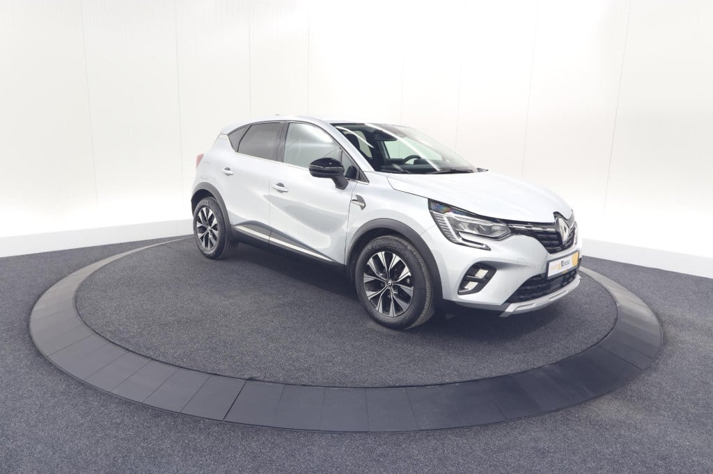 Renault Captur tce 140 edc techno | camera | 9.3 inch groot scherm | stoelv