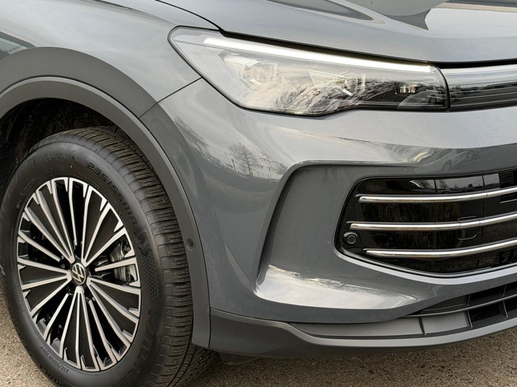 Volkswagen Tiguan 1.5 ehybrid elegance 204pk | trekhaak | 360 camera | dode