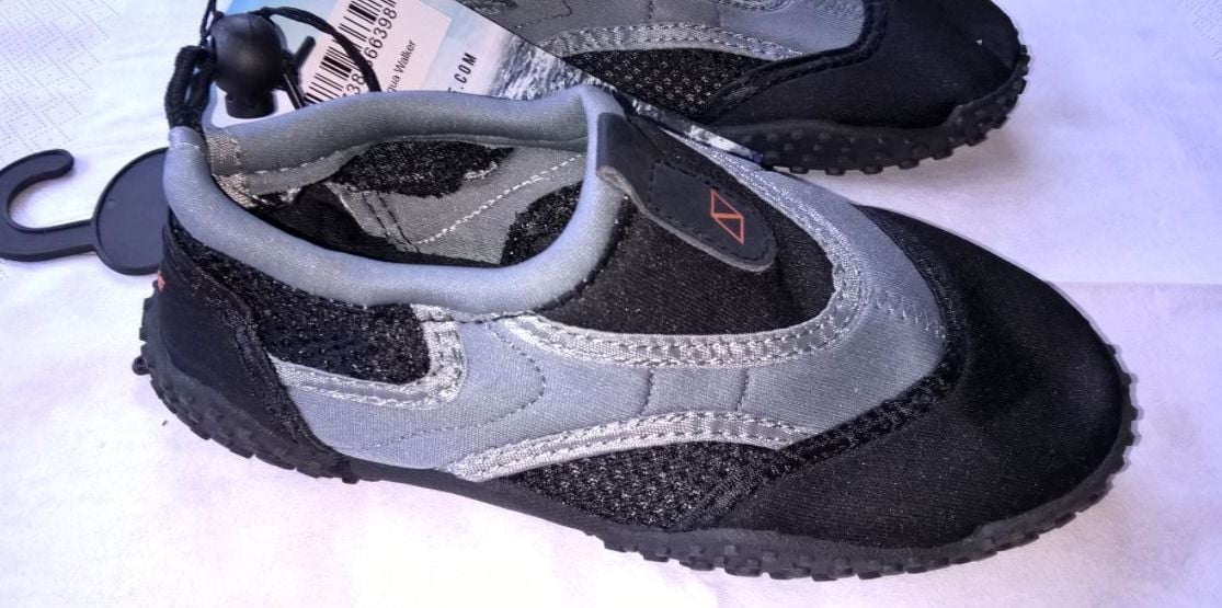 Nieuw - maat 31 & 33 - Magic Marine Aqua Walker waterschoenen