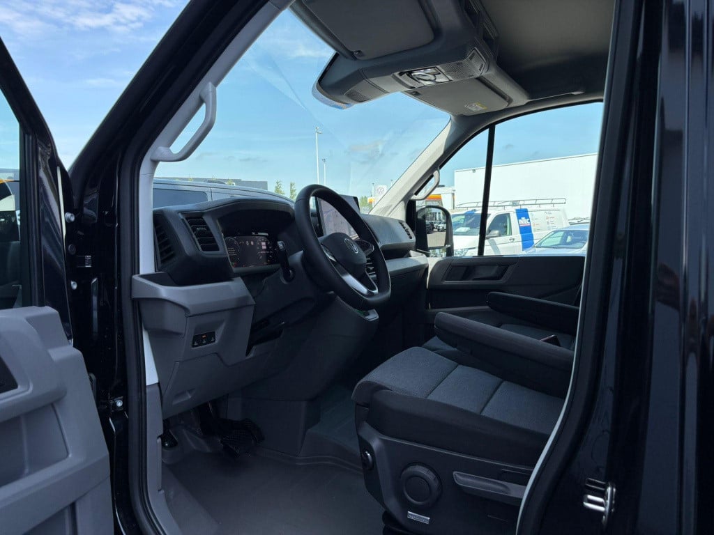 Volkswagen Crafter 30 2.0 tdi l3h2 exclusive