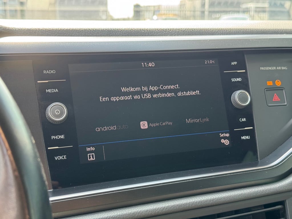 Volkswagen Polo 1.0 tsi highline * carplay * pdc 2x * airco * 18 inch