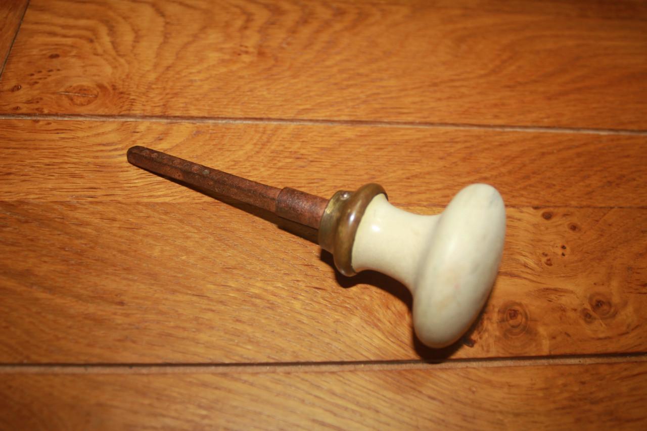 Deurknop uit grootmoeders tijd