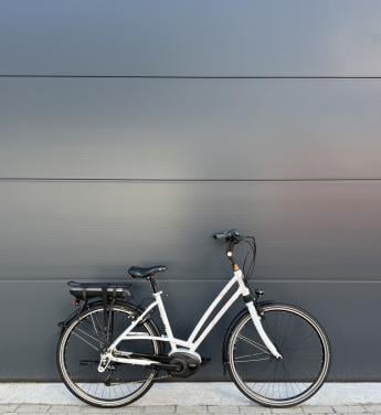 Batavus Sella middenmoter elektrische fiets 400WH!