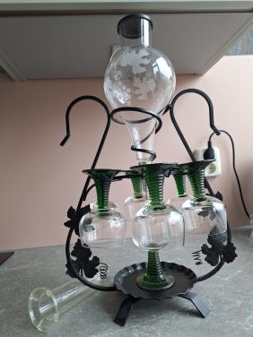 Retro glazen groene voet on standaard