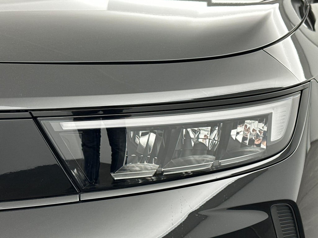 Opel Astra sports tourer 1.2 edition | camera | sensoren | apple carplay/an