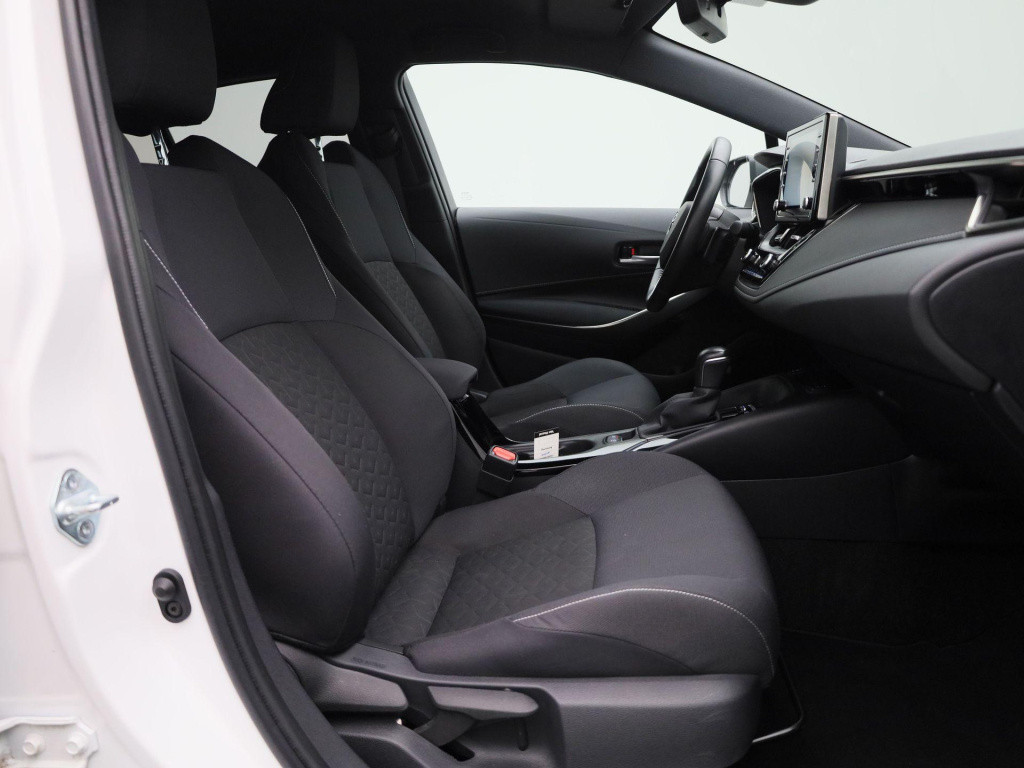 Toyota Corolla 2.0 hybrid dynamic | automaat | lmv | cruise control | stoel