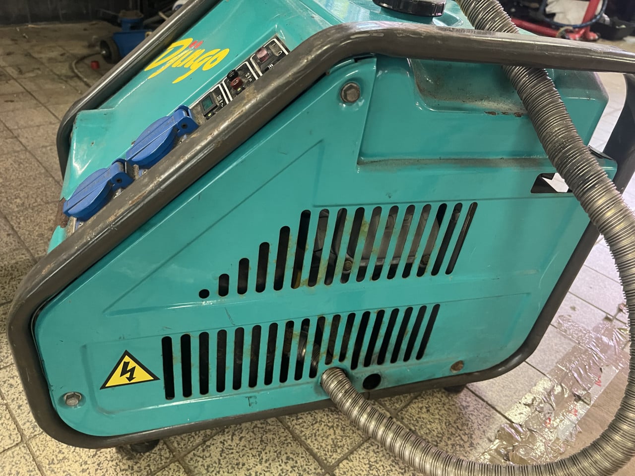 TEAB Compact aggregaat 220 of 12 v