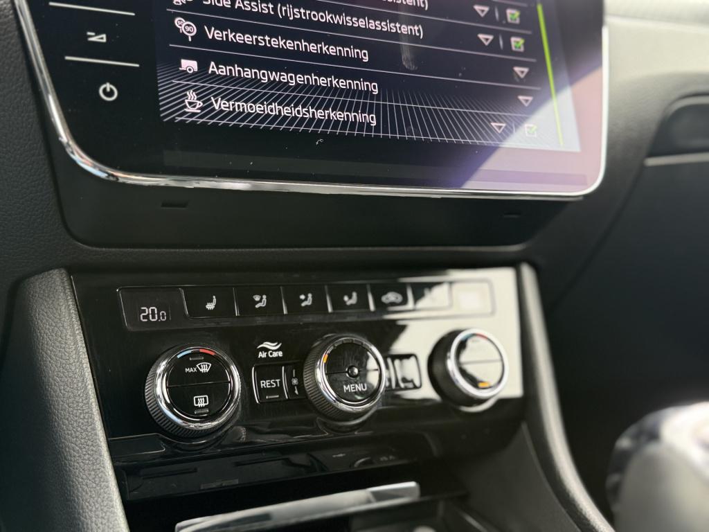 Skoda Superb combi 1.4 tsi iv 218pk sportline business
