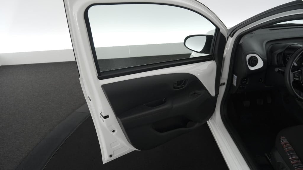 Citroen C1 1.0 vti airscape feel | vouwdak | camera | apple carplay | dab+