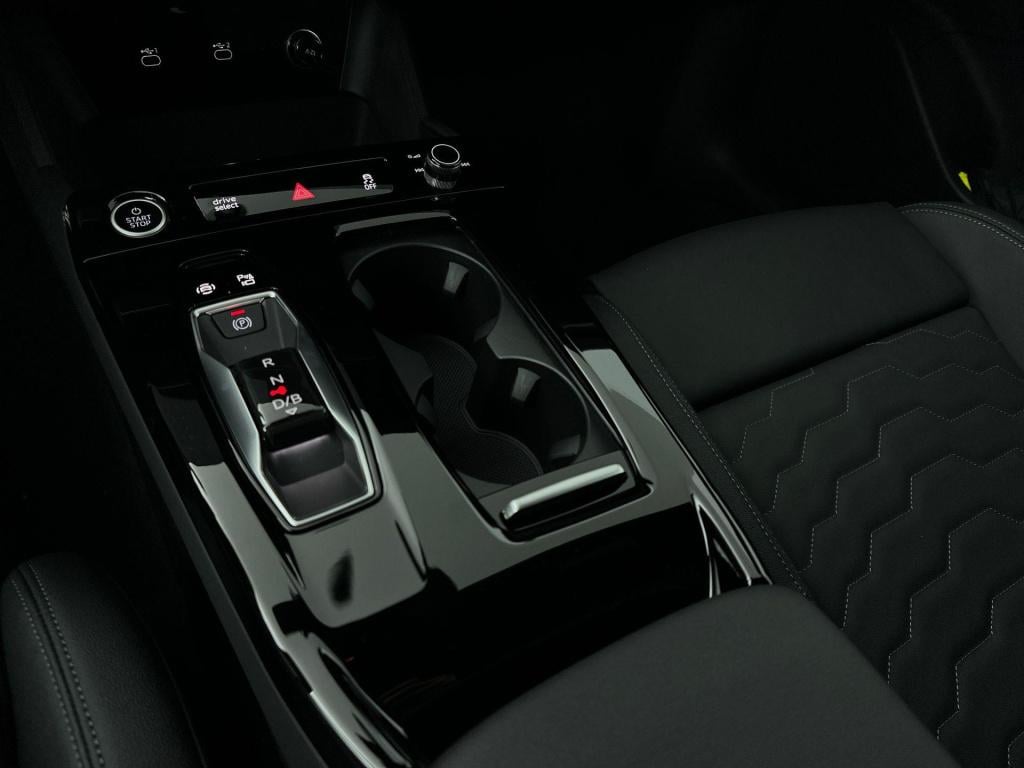 Audi A6 Avant E-tron s edition e-tron 83 kwh 210 kw / 286 pk avant elek