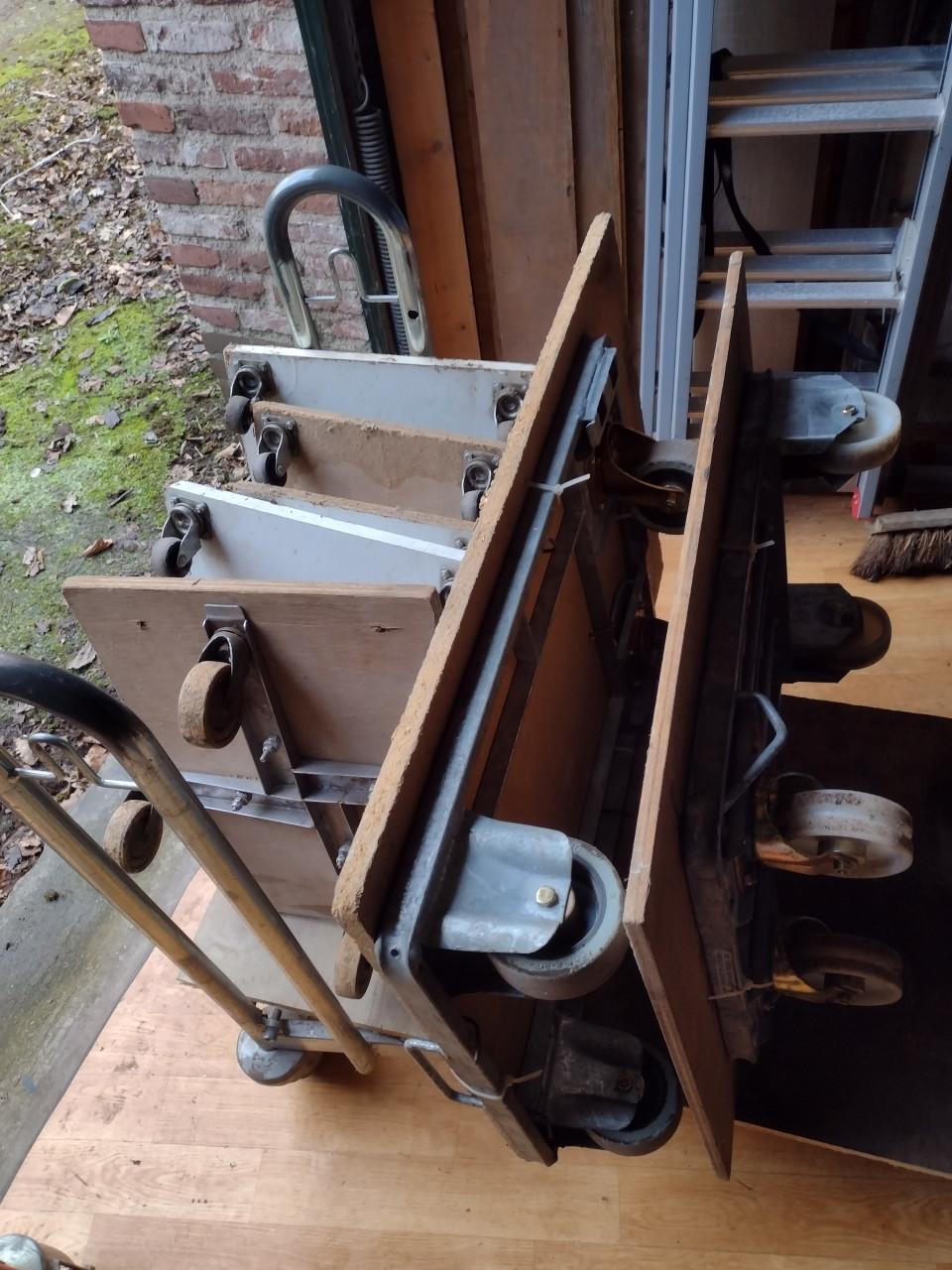 Te koop: Meubel Transporters