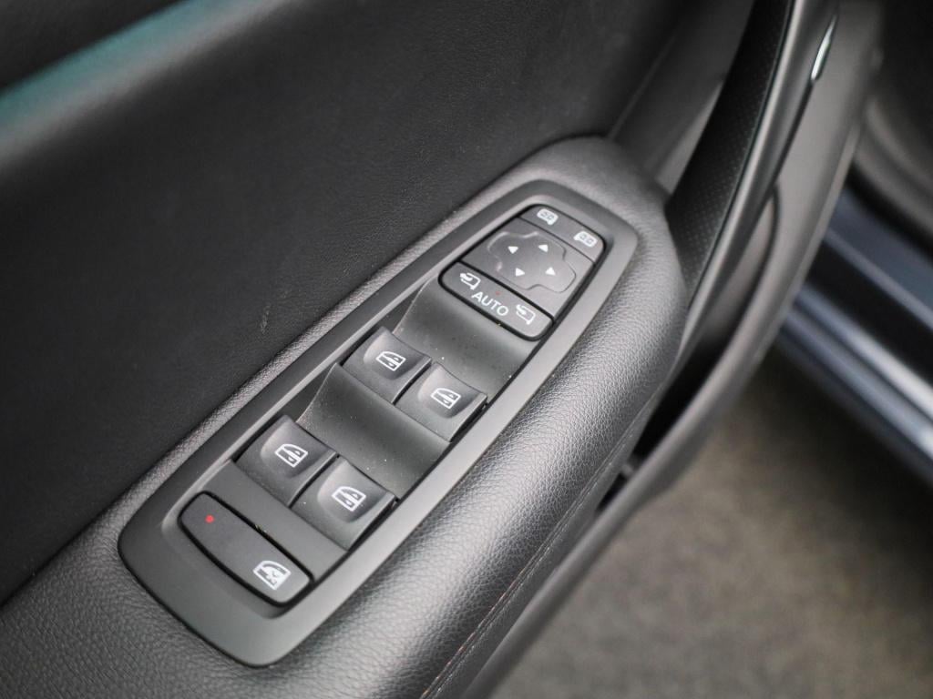 Renault Megane E-tech estate 1.6 plug-in hybrid 160 business edition one | 