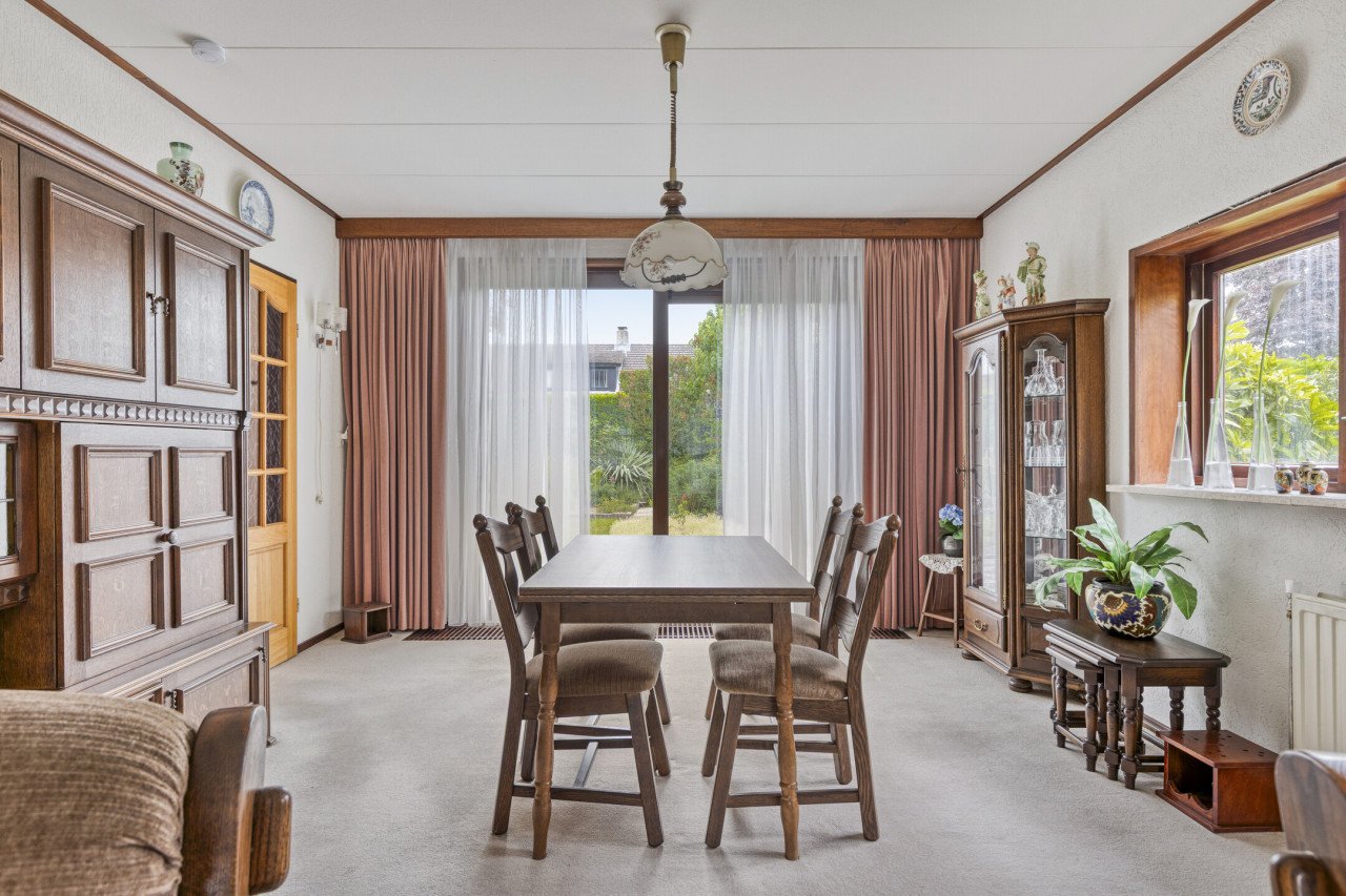 Vrijstaande woning slaapkamer, badkamer begane grond, 600 m² Heinkenszand