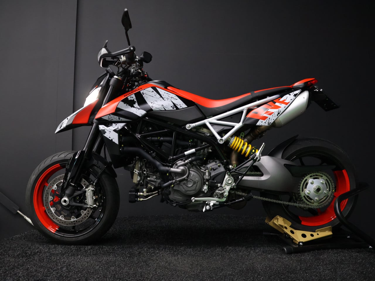 HYPERMOTARD 950 RVE | BTW Motor