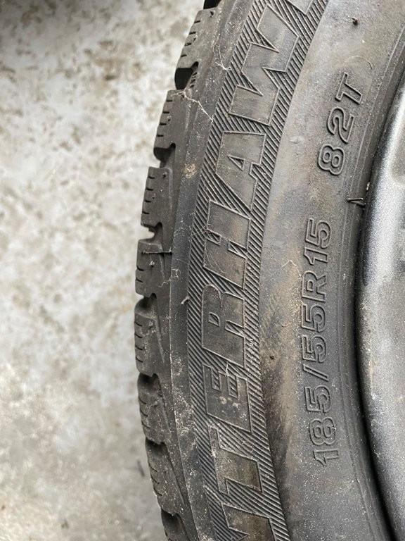 Complete set Borbet velgen met winterbanden voor Fiat 500