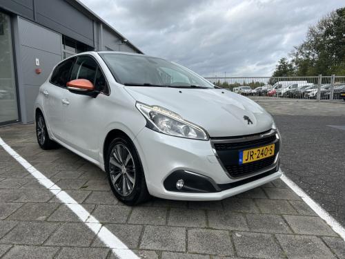 Peugeot 208 1.2 puretech 110pk 5d roland garros apple carplay | navigatie |