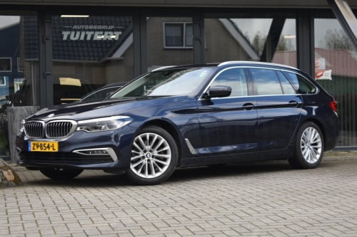 BMW 5 Serie touring 520i high executive | panoramadak | virtual dash | ambi