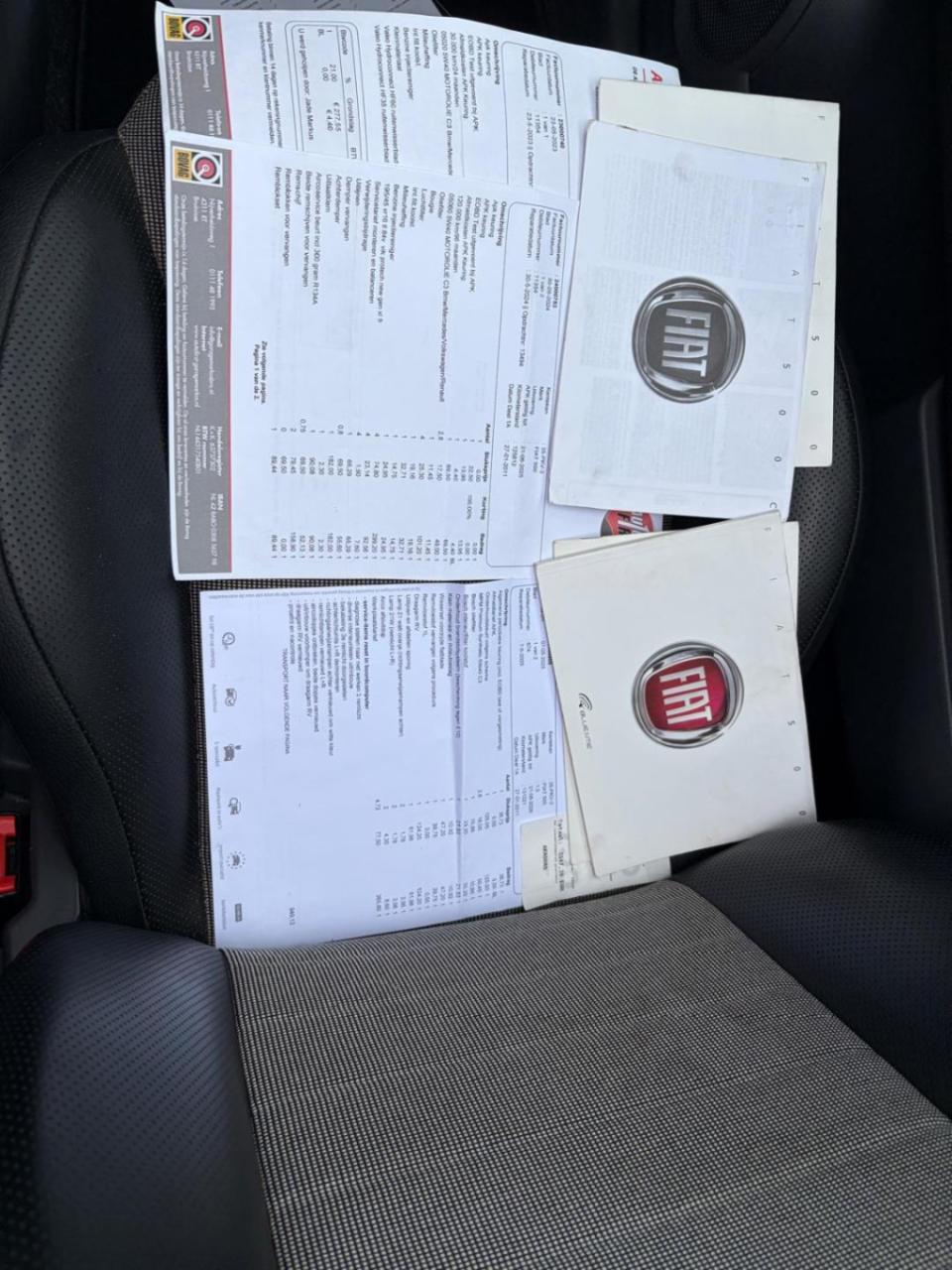 Fiat 500 1.2 lounge/automaat/cabrio/airco/lichtmetaal/