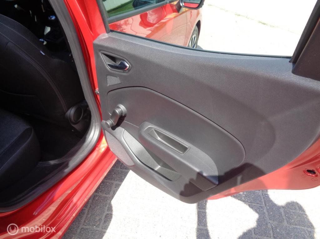 Renault Clio 1.0 tce intens/airco/lm velgen/carplay/pdc/cruise/full led/1st