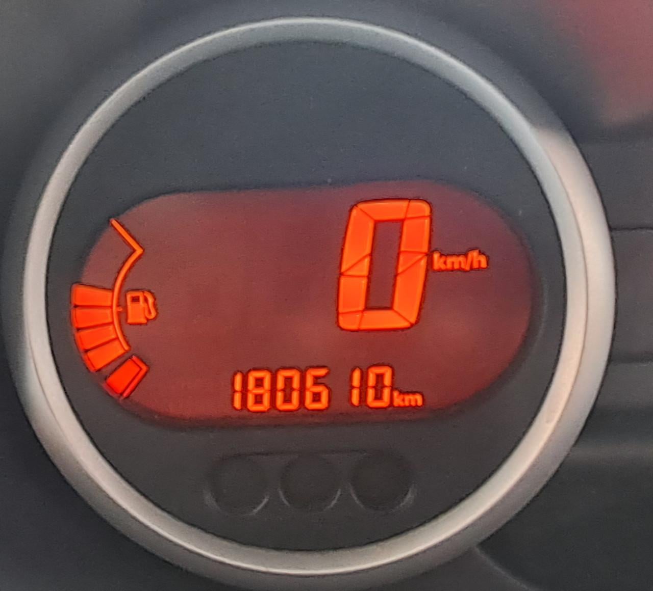 Nette Renault Twingo (2012) - Nieuwe distributieriem & APK tot 2027