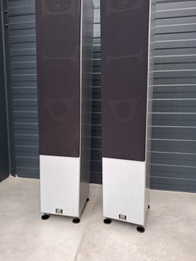 Monitor 3 Audio speakers