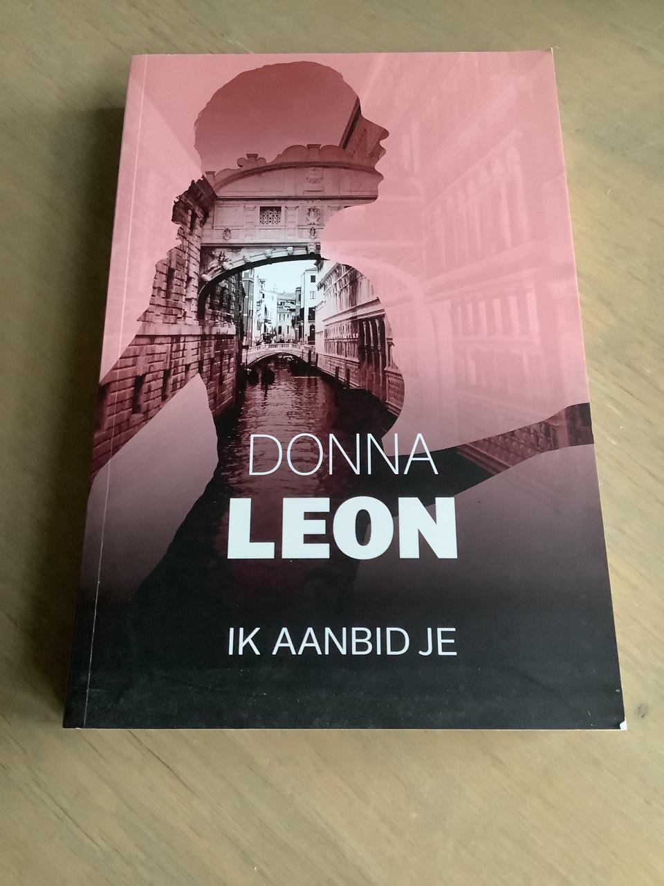 Boeken, thrillers en romans voor €2 per stuk of 3 voor €5